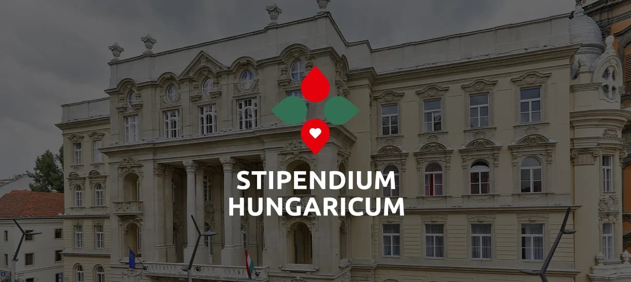 University students celebrating - Stipendium Hungaricum
